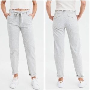 American eagle taper pants